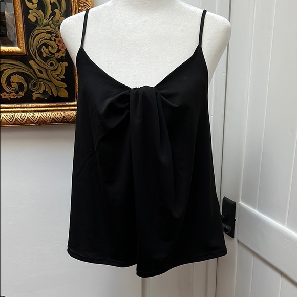 NWT Banana Republic Twist Front Black Crepe Camisole - Picture 3 of 9